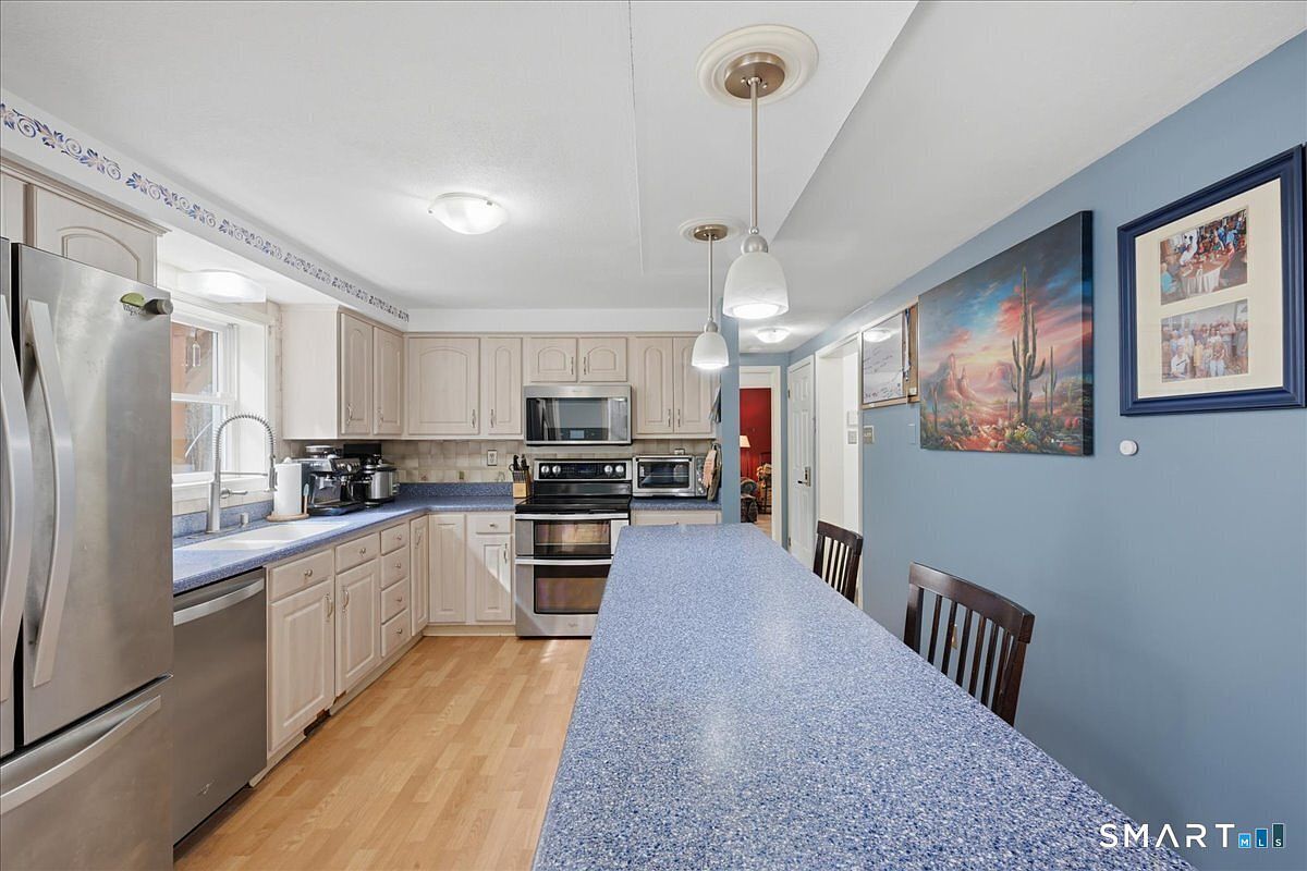 393 Forsyth Rd Salem, CT 06420 - Thumbnail 5