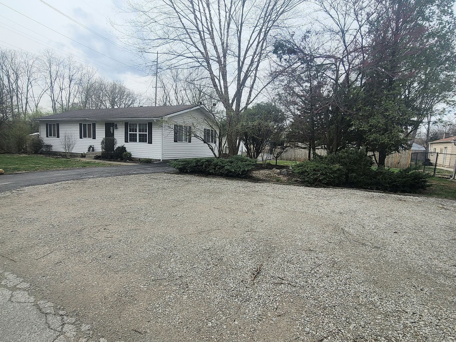 1024 Foltz St Indianapolis, IN 46241 - Thumbnail 5