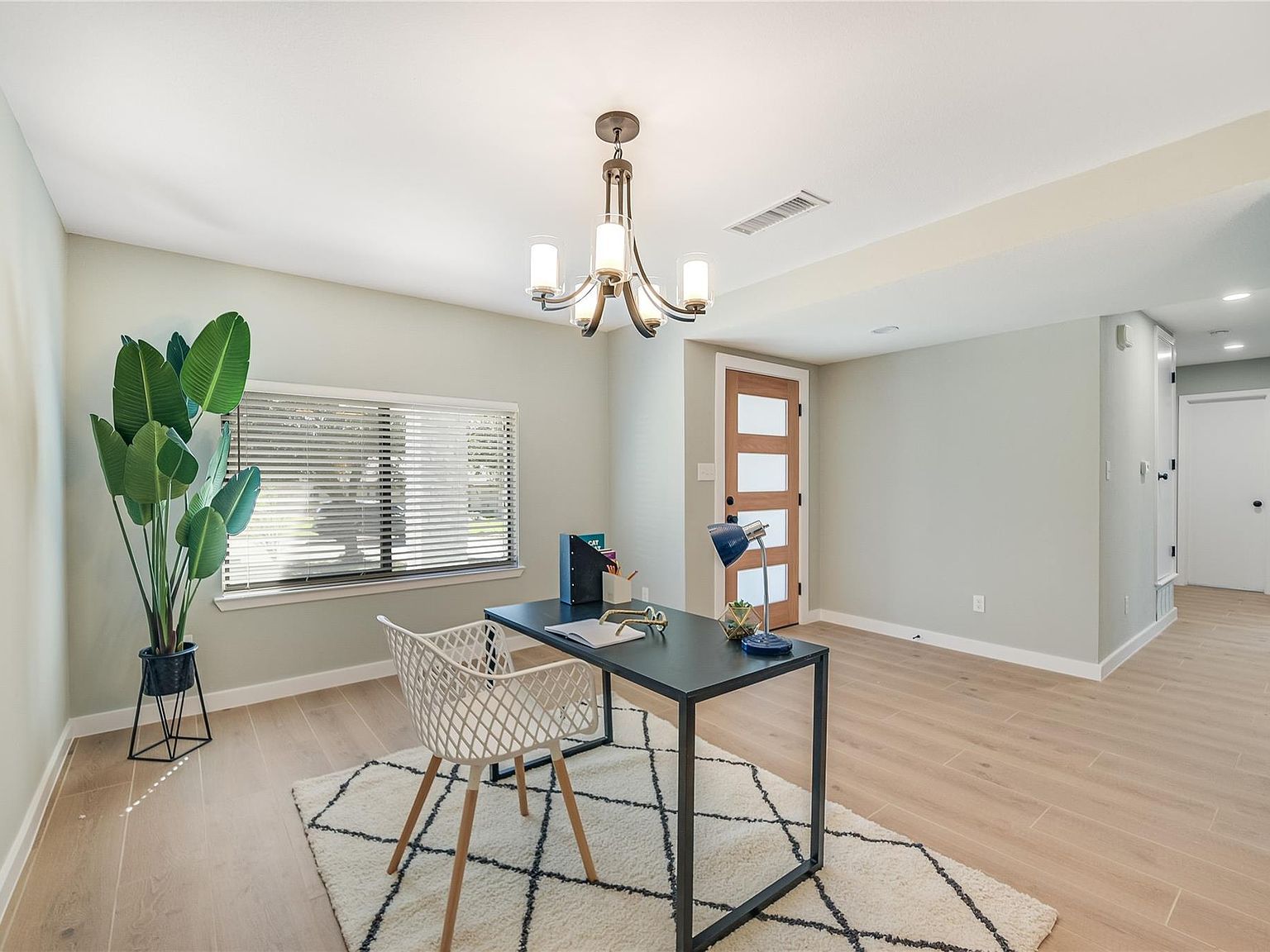 6430 Bridgewater Dr Austin, TX 78723 - Thumbnail 5