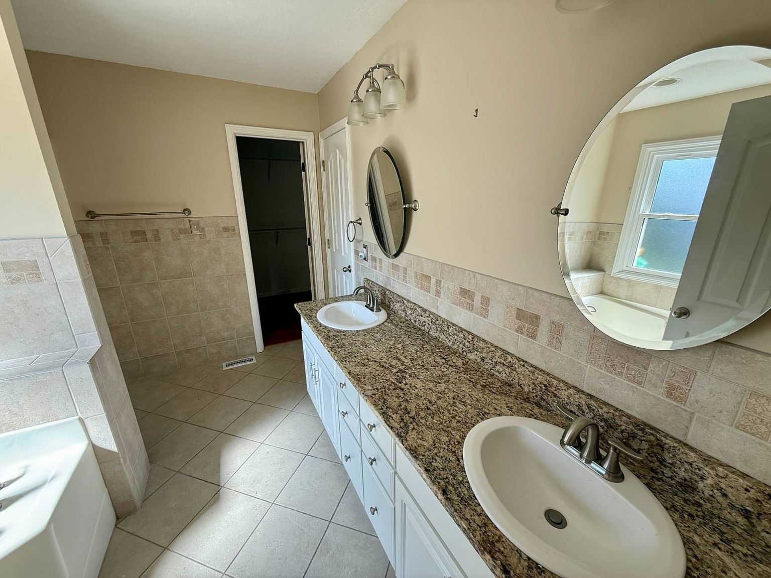 4828 Shannon Run Dr Knoxville, TN 37918 - Thumbnail 5