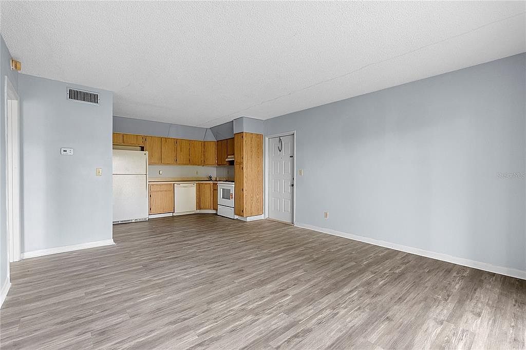 8203 Sun Spring Cir Unit 62 Orlando, FL 32825 - Thumbnail 5