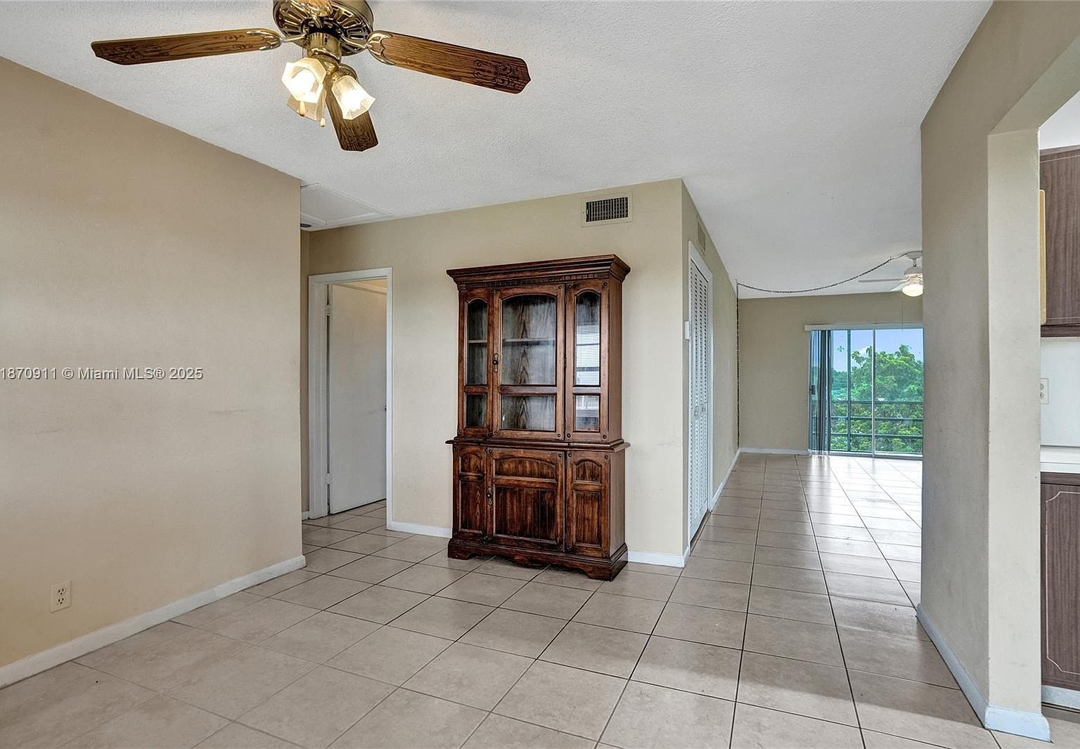 4731 NW 10th Ct APT 314 Fort Lauderdale, FL 33313 - Thumbnail 5