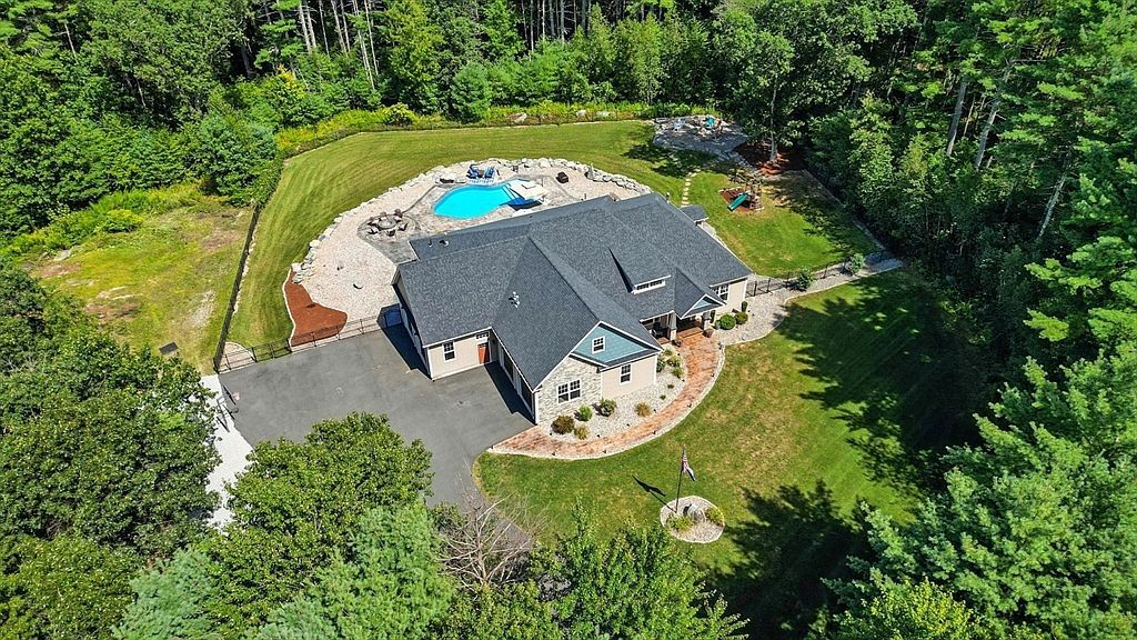 3012 Thorndike St Palmer, MA 01069 - Thumbnail 5