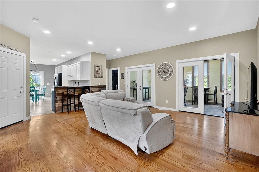 96 Stafford Hollow Rd Monson, MA 01057 - Thumbnail 5