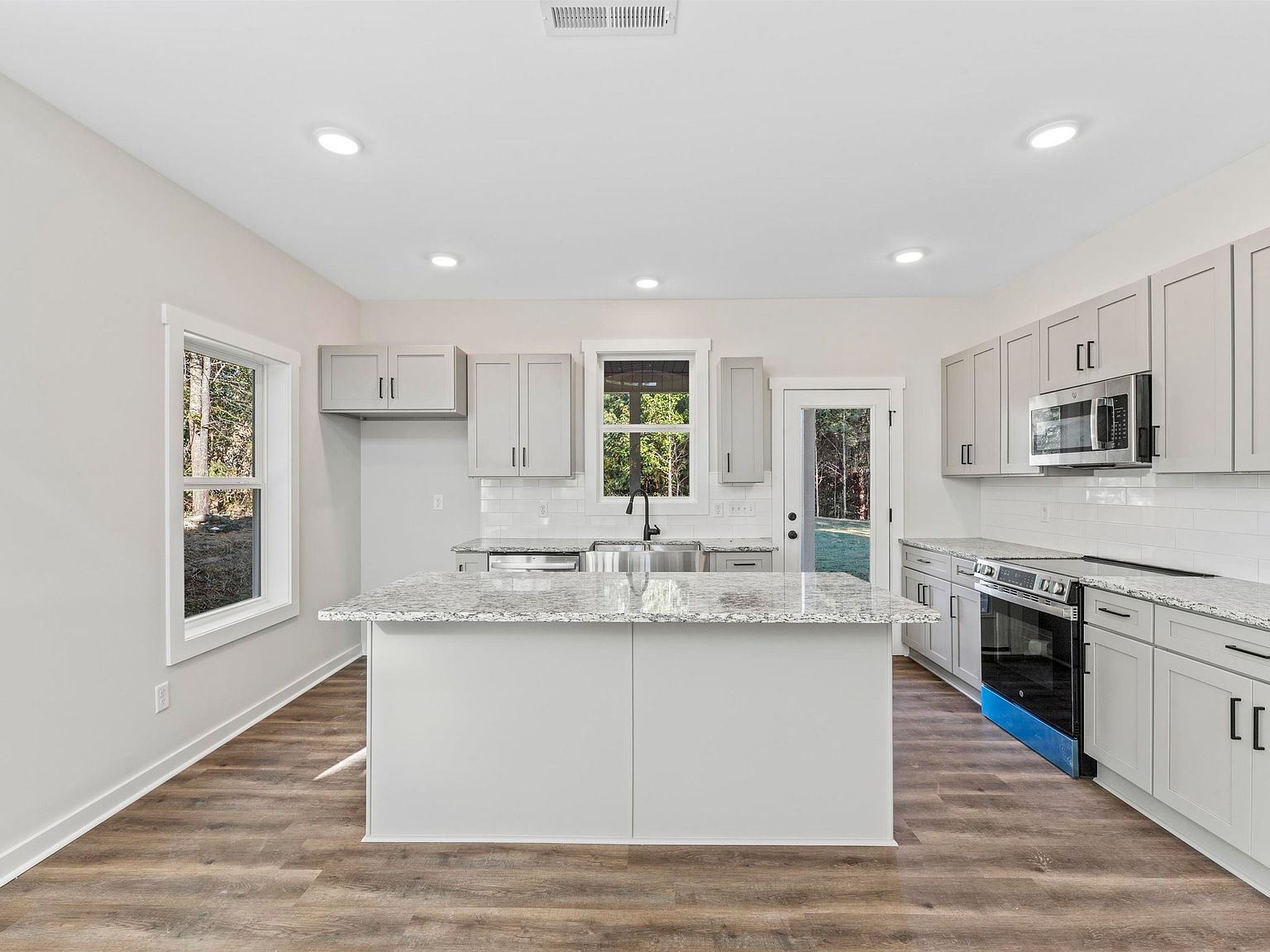 421 Alabama Blvd Trussville, AL 35173 - Thumbnail 5