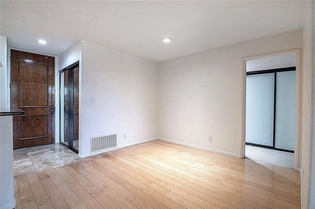 121 S Hope St APT 333 Los Angeles, CA 90012 - Thumbnail 5