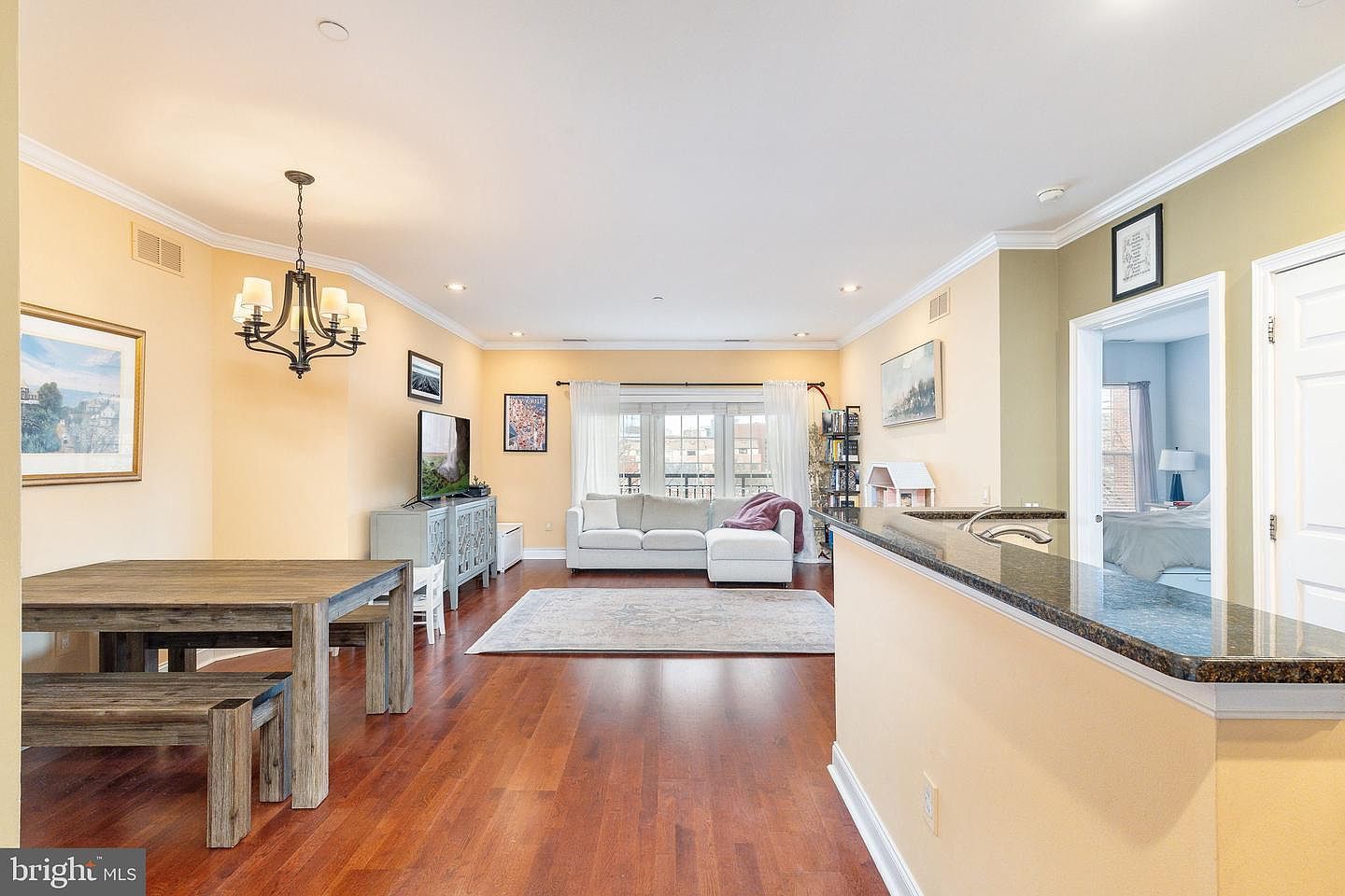 500 Admirals Way APT 214 Philadelphia, PA 19146 - Thumbnail 5