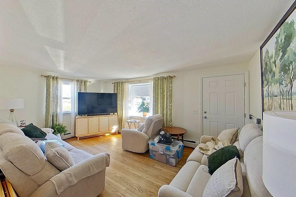 19 Flint Corn Rd Portsmouth, RI 02871 - Thumbnail 5