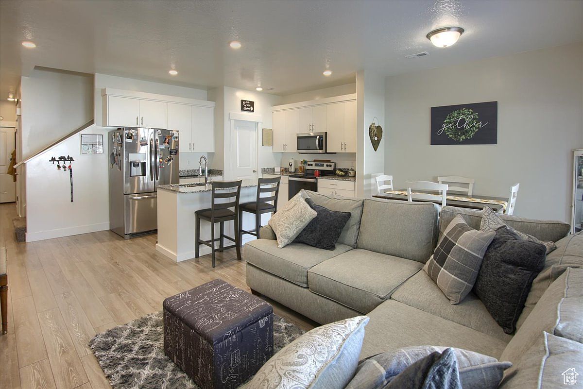 382 E 1850 N #5 North Ogden, UT 84414 - Thumbnail 5