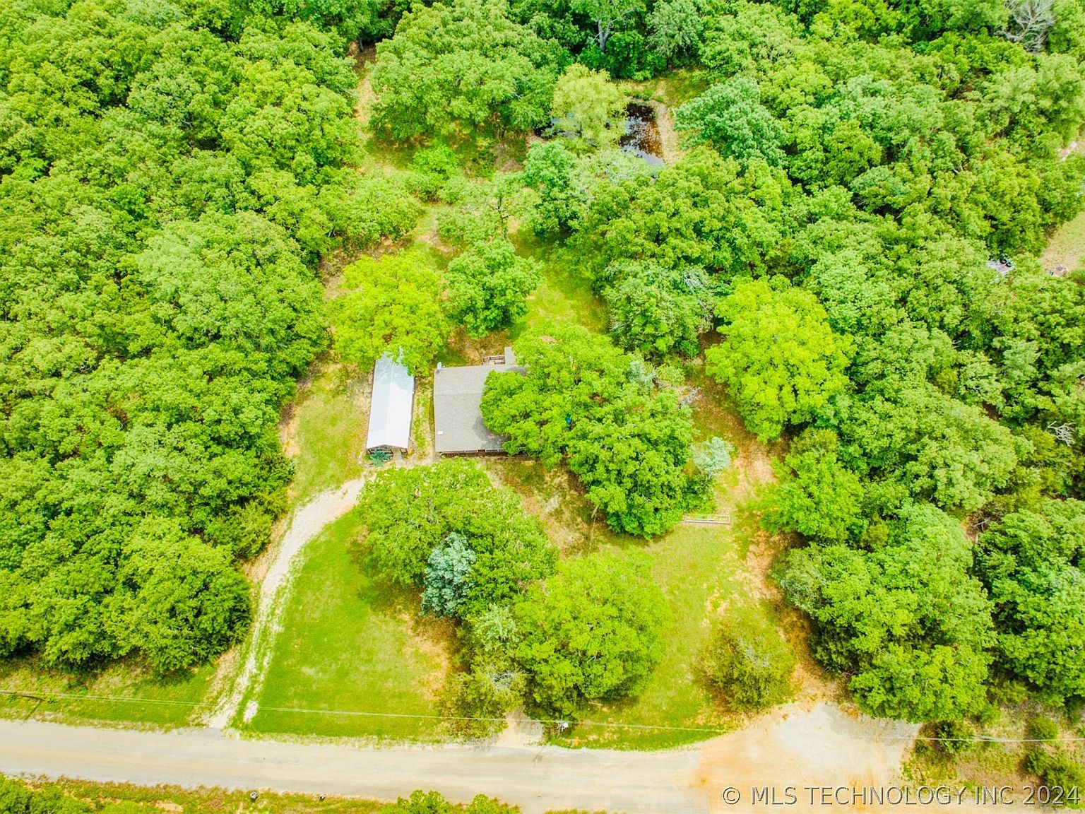 10670 Roadrunner Ln Kingston, OK 73439 - Thumbnail 5