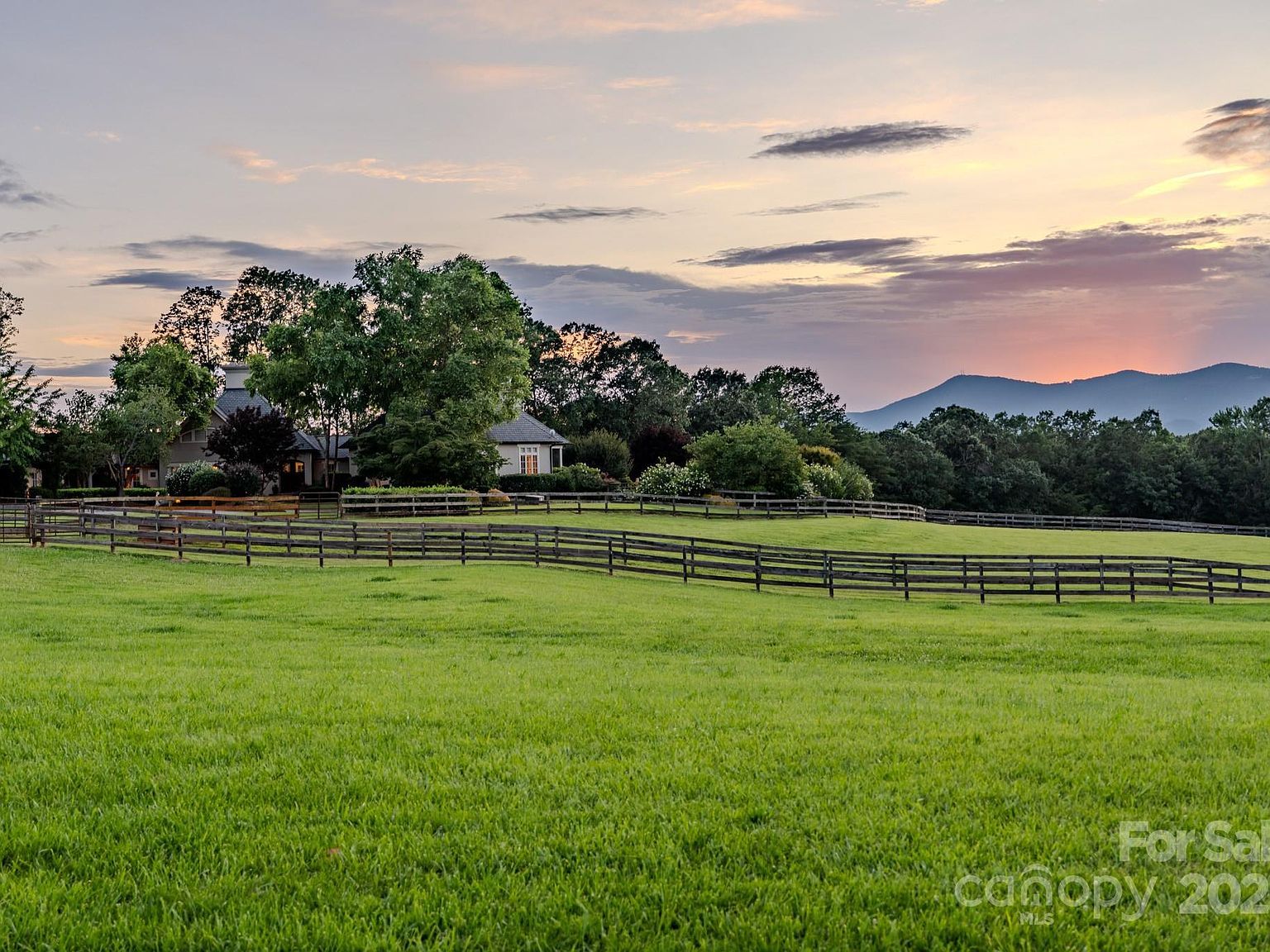 650 Golf Course Rd Columbus, NC 28722 - Thumbnail 5