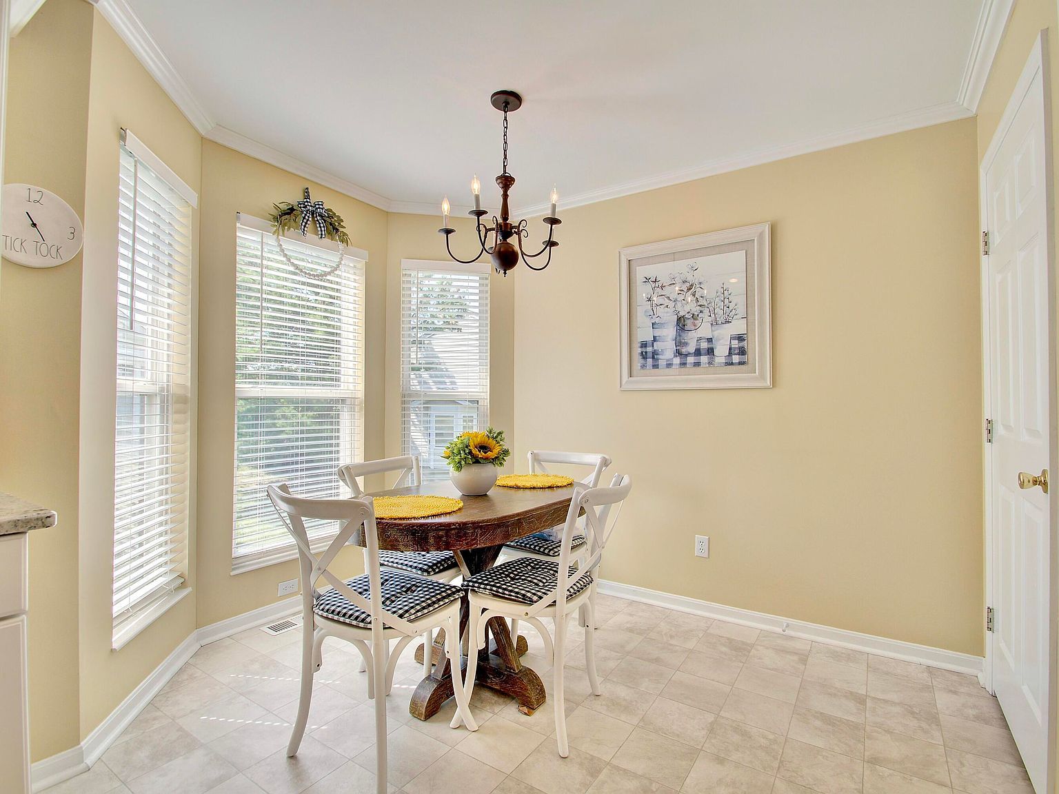 8465 Bridle Ct Florence, KY 41042 - Thumbnail 5