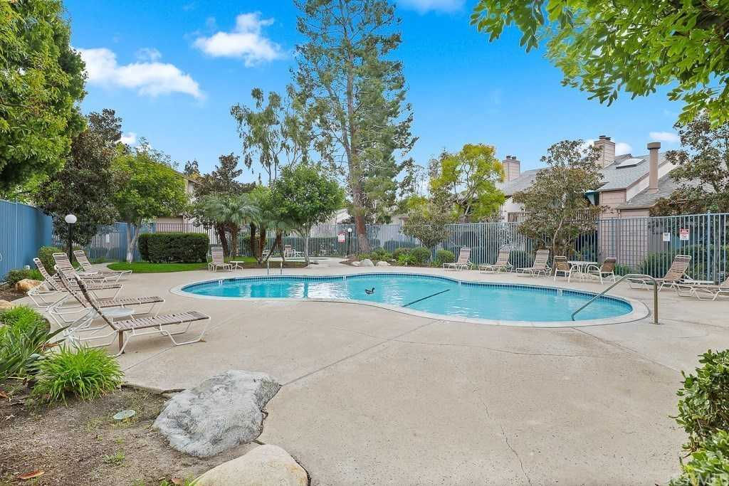 26701 QUAIL CREEK CIRCLE Dr # 220, Laguna Hills, CA, 92653 - Thumbnail 5