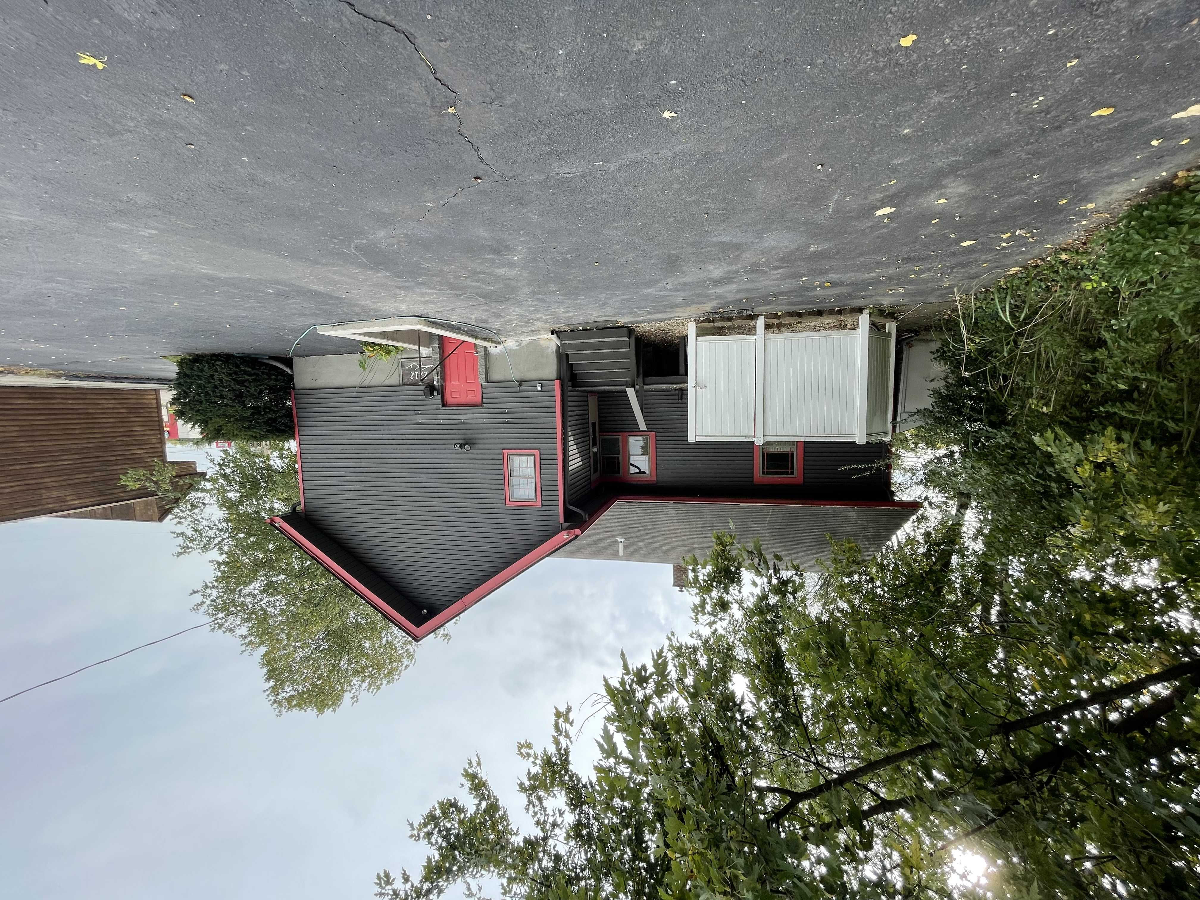 2210 East 10th Street, Anderson, IN, USA, 46012 - Thumbnail 5