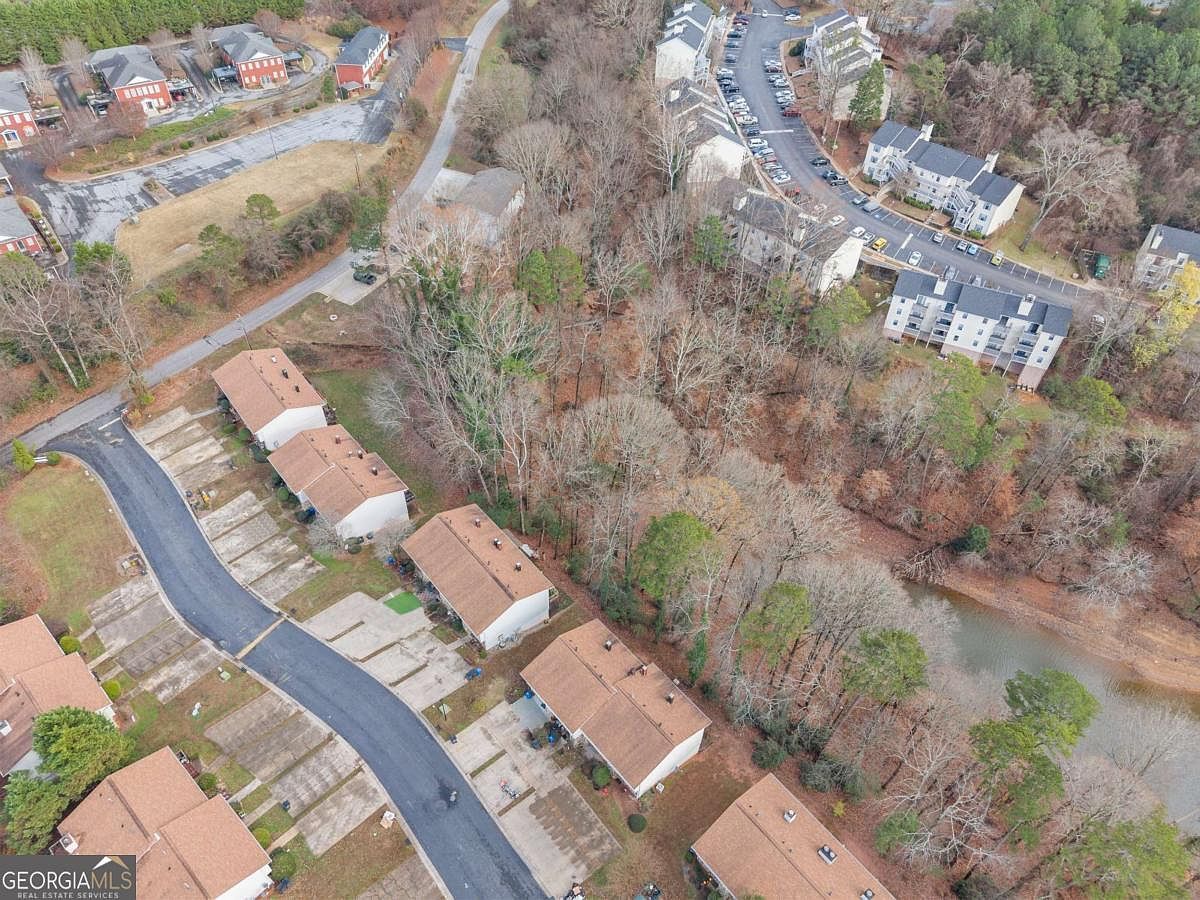 2486 Hidden Cove Ct Gainesville, GA 30501 - Thumbnail 5
