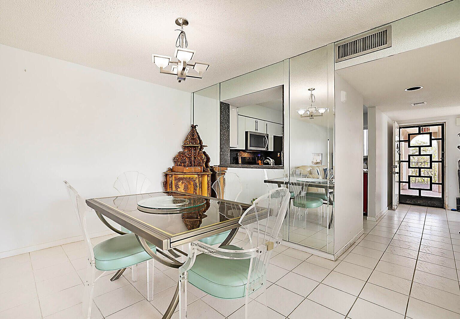 6037 Pointe Regal Cir APT 401 Delray Beach, FL 33484 - Thumbnail 5