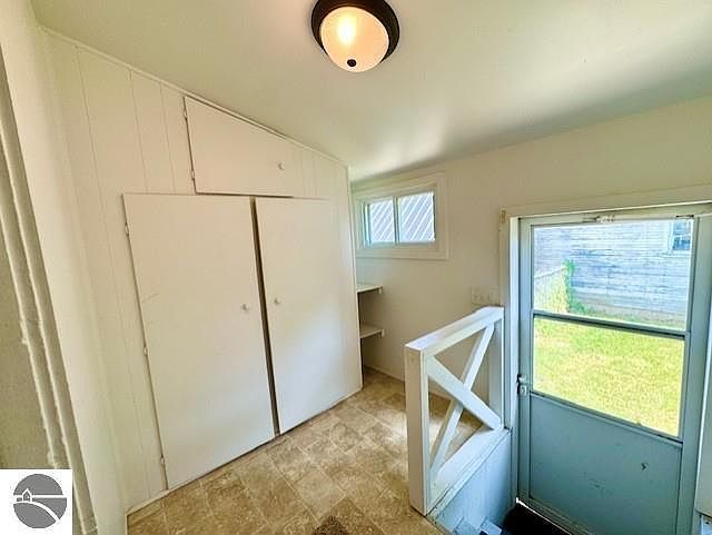 730 N River Ave Alma, MI 48801 - Thumbnail 5