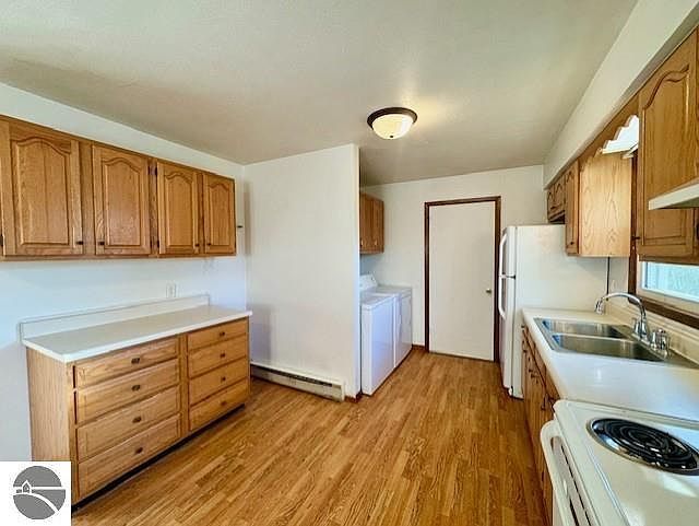 327 Eaton St Breckenridge, MI 48615 - Thumbnail 5