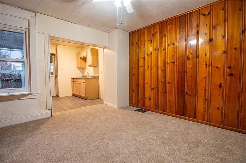 2123 Lloyd Ave Pittsburgh, PA 15218 - Thumbnail 5