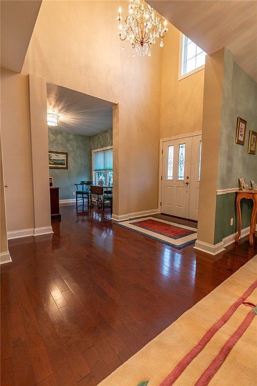 1010 Country Club Rd Jeannette, PA 15644 - Thumbnail 5