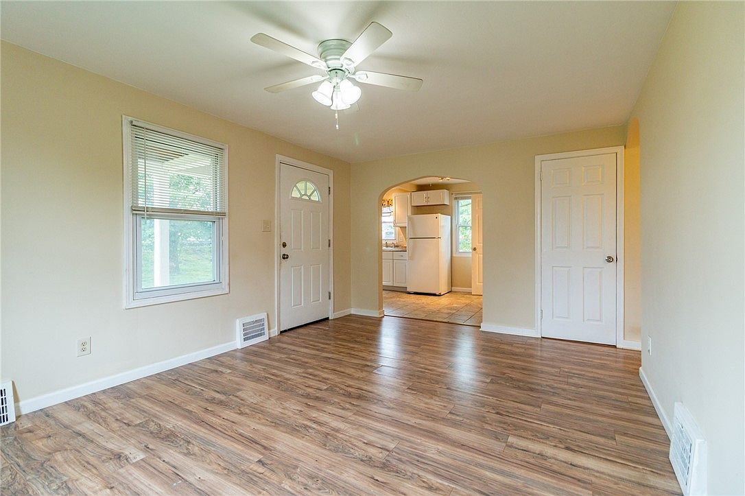 314 Fort Couch Rd Pittsburgh, PA 15241 - Thumbnail 5