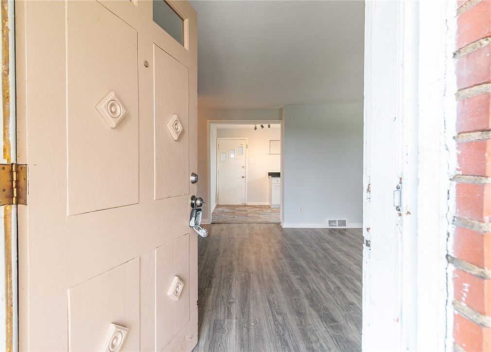 1137 State Route 885 Clairton, PA 15025 - Thumbnail 5