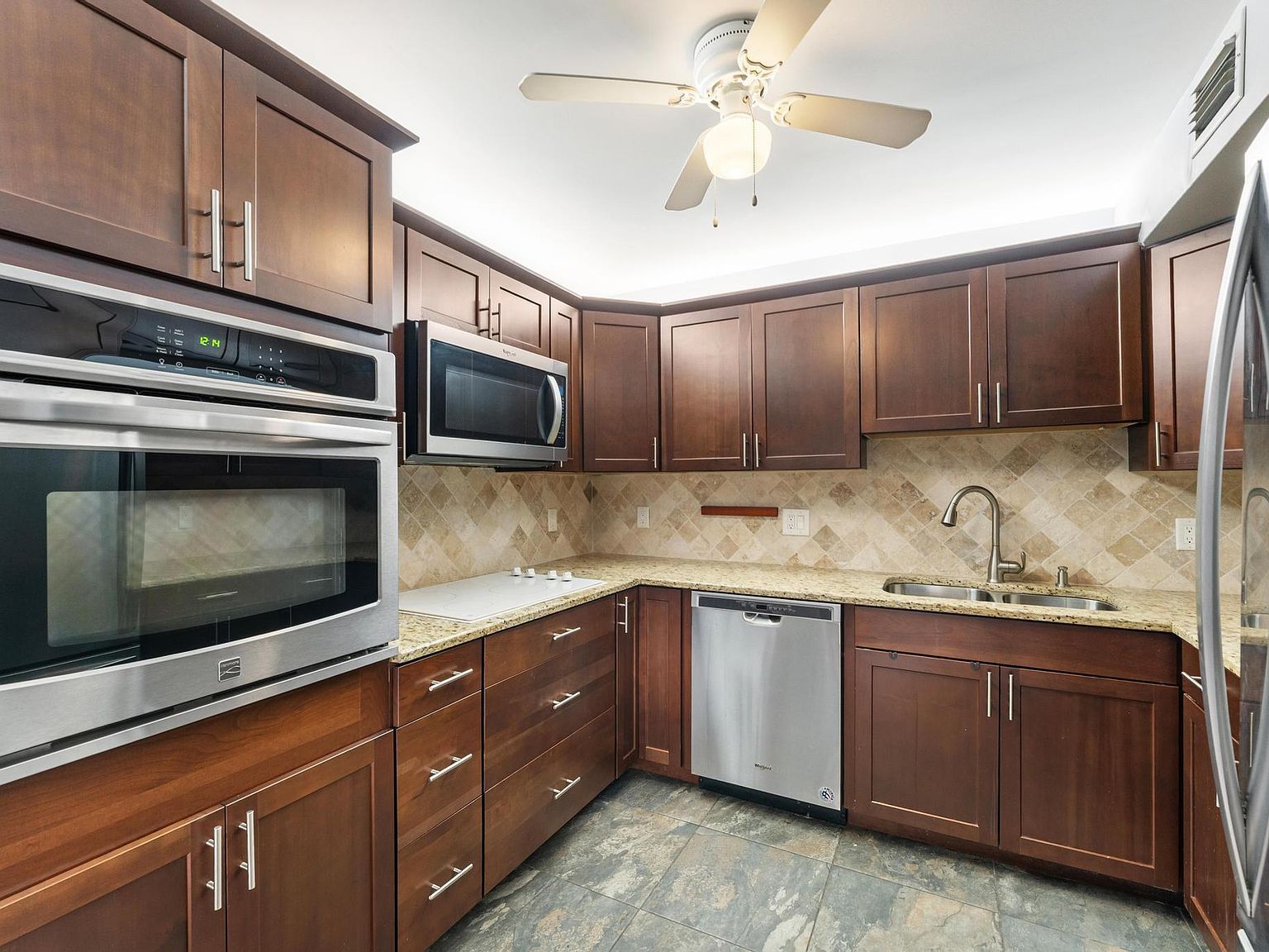 202 Wellington Dr E #A West Palm Beach, FL 33417 - Thumbnail 5