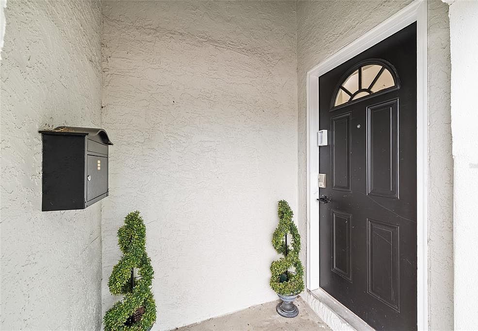 4920 30th Ave N Saint Petersburg, FL 33710 - Thumbnail 5