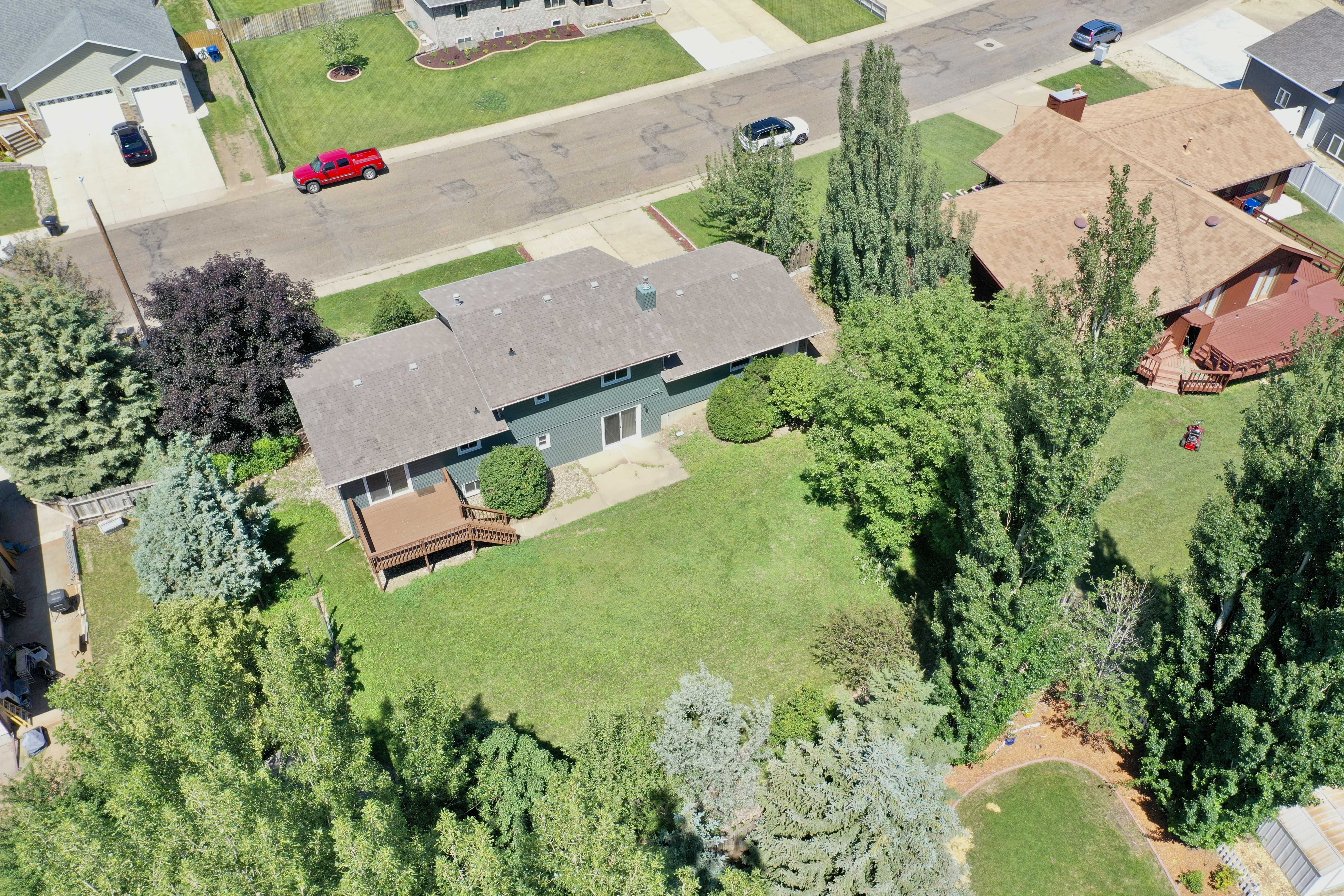 871 20th Street West, Dickinson, ND, USA, 58601 - Thumbnail 5