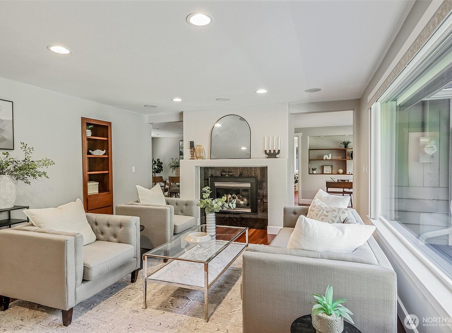 1136 205th Ave NE Sammamish, WA 98074 - Thumbnail 5