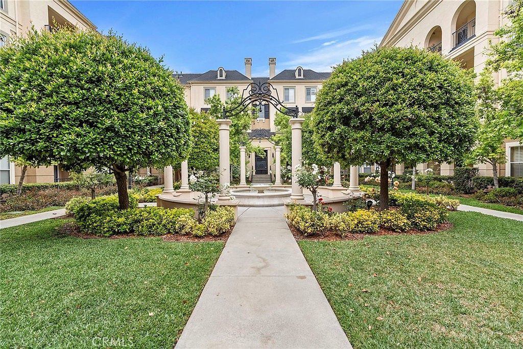 3131 Watermarke Pl Irvine, CA 92612 - Thumbnail 5