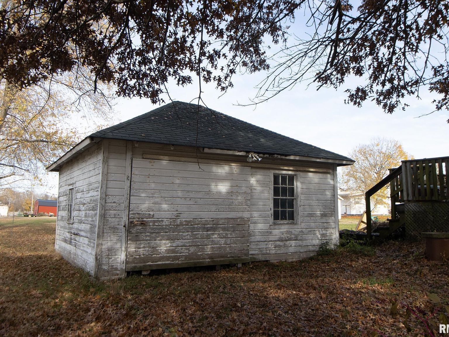 108 E Grant St Avon, IL 61415 - Thumbnail 5