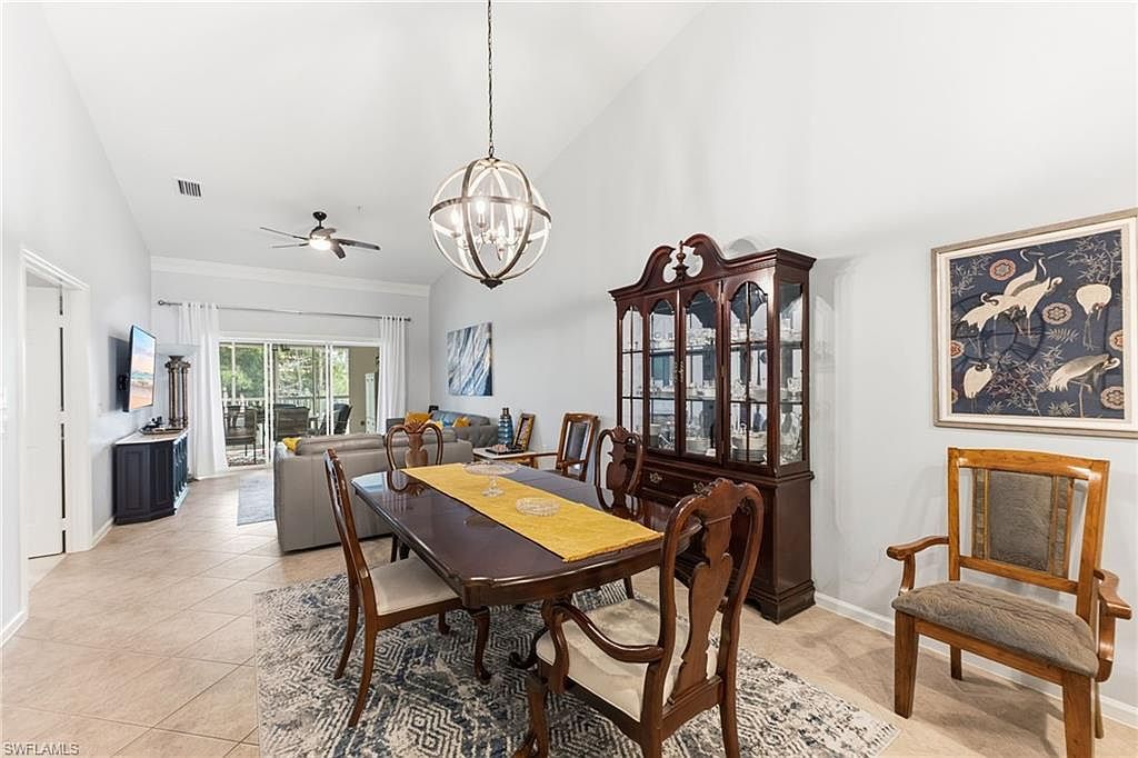 6840 Beach Resort Dr APT 16 Naples, FL 34114 - Thumbnail 5