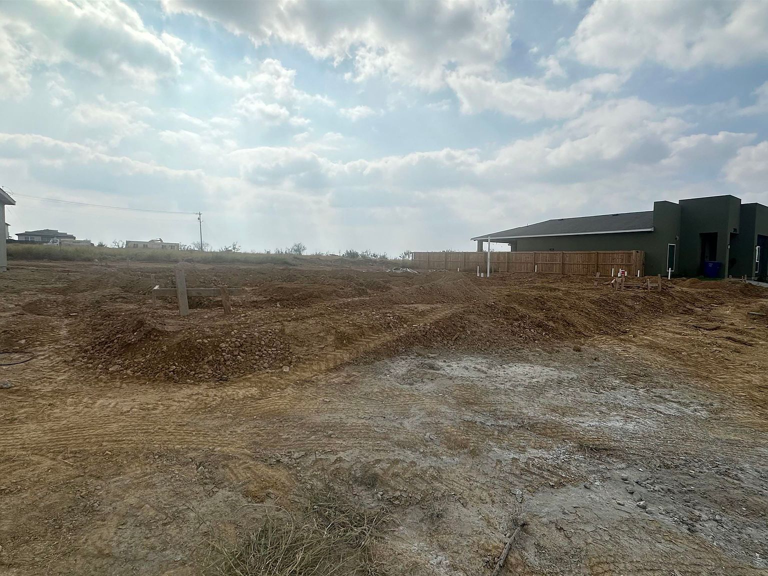 3919 Yoyis St Laredo, TX 78046 - Thumbnail 5