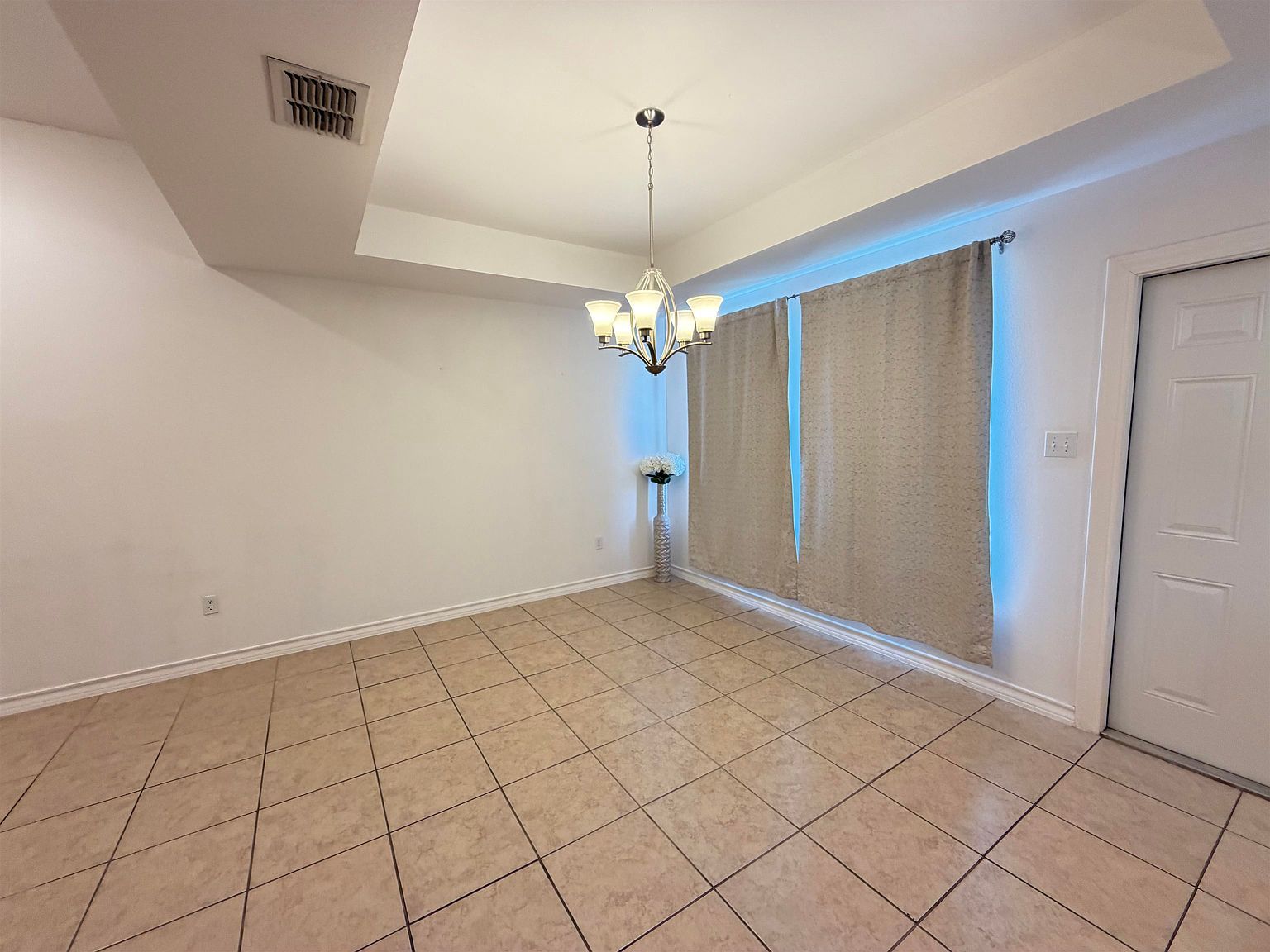 1507 Riddle Dr Laredo, TX 78046 - Thumbnail 5