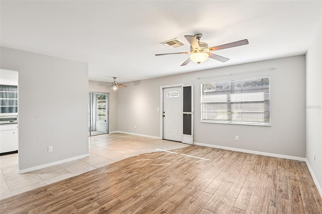 2304 Glenmore Cir #327 Sun City Center, FL 33573 - Thumbnail 5