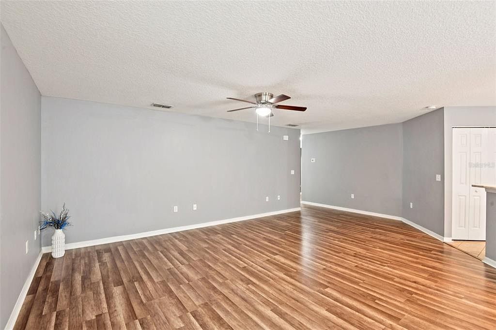 2310 Pleasure Run Dr Ruskin, FL 33570 - Thumbnail 5