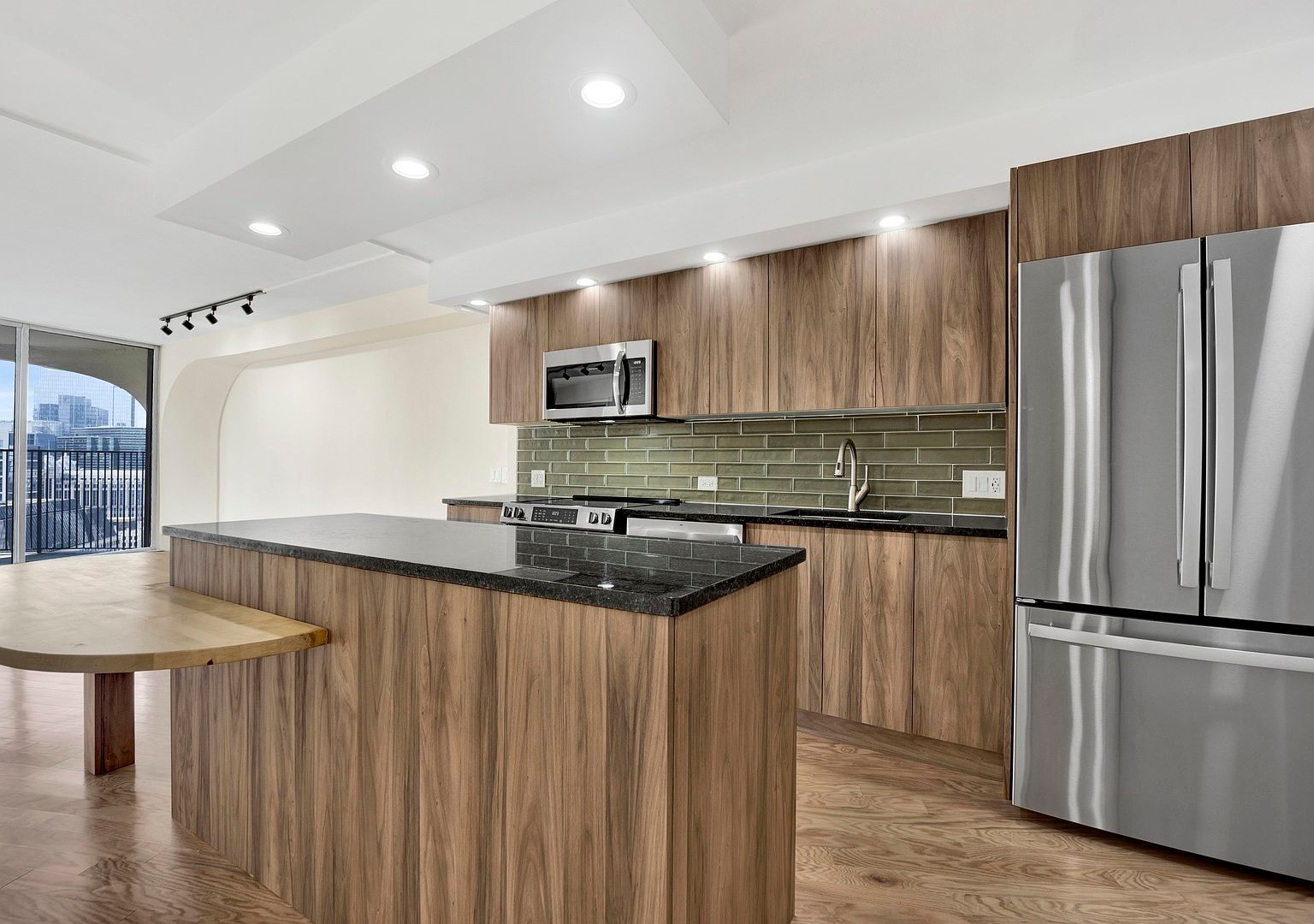 300 N State St APT 4512 Chicago, IL 60654 - Thumbnail 5