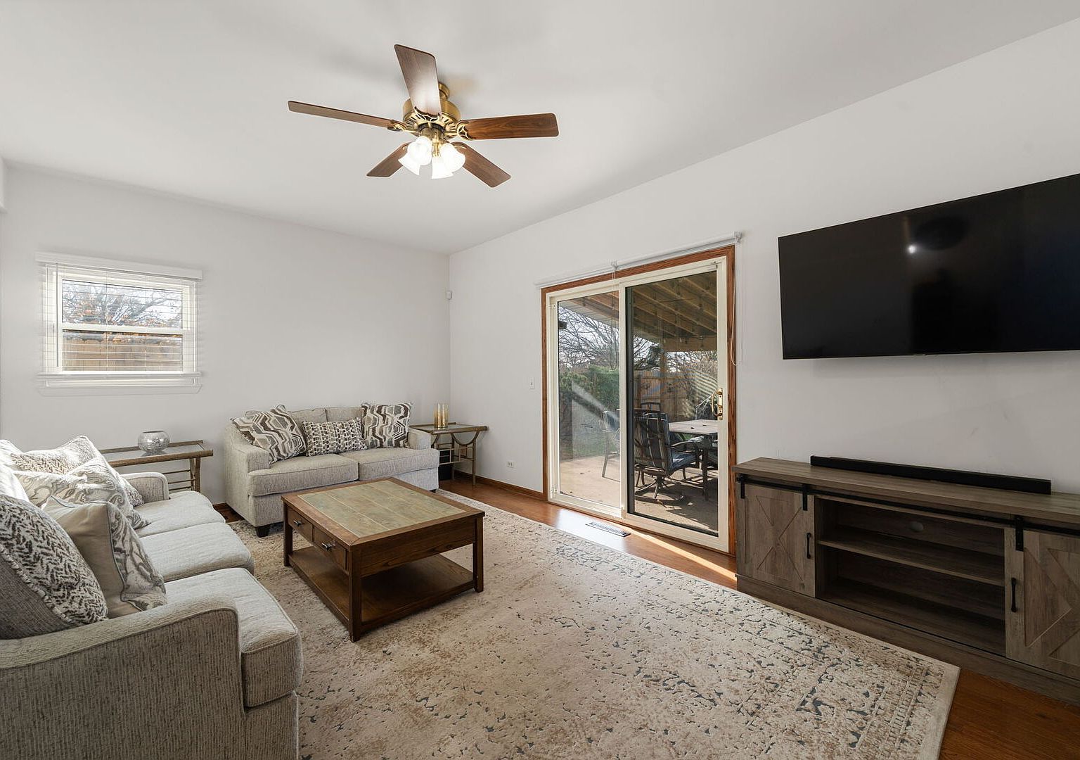 6812 Wainwright Dr Woodridge, IL 60517 - Thumbnail 5