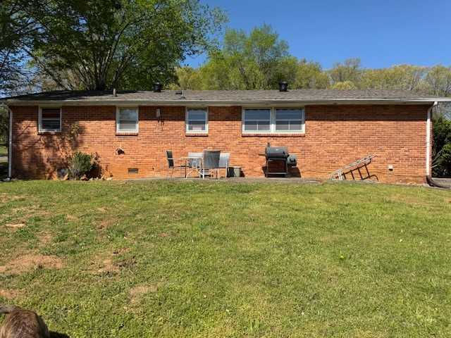 305 Lakeshore Drive, McMinnville, TN, USA, 37110 | Single Family