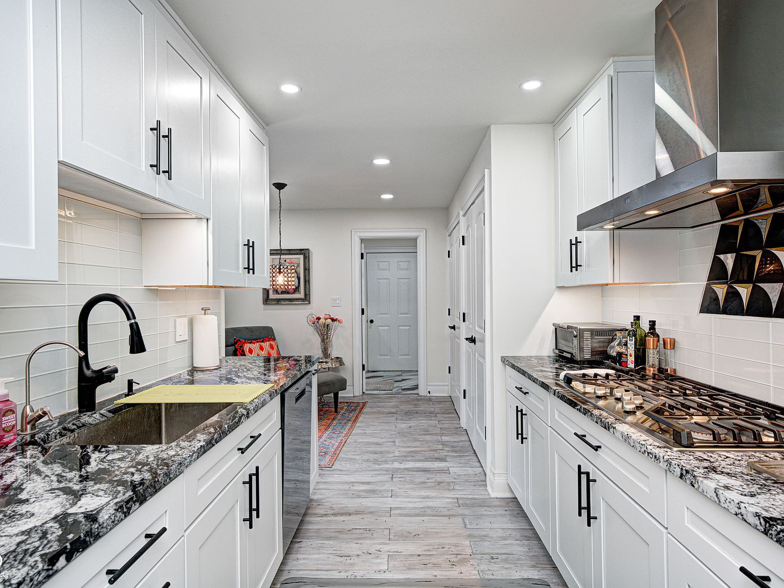 8545 Olde Mill Trce Indianapolis, IN 46260 - Thumbnail 5