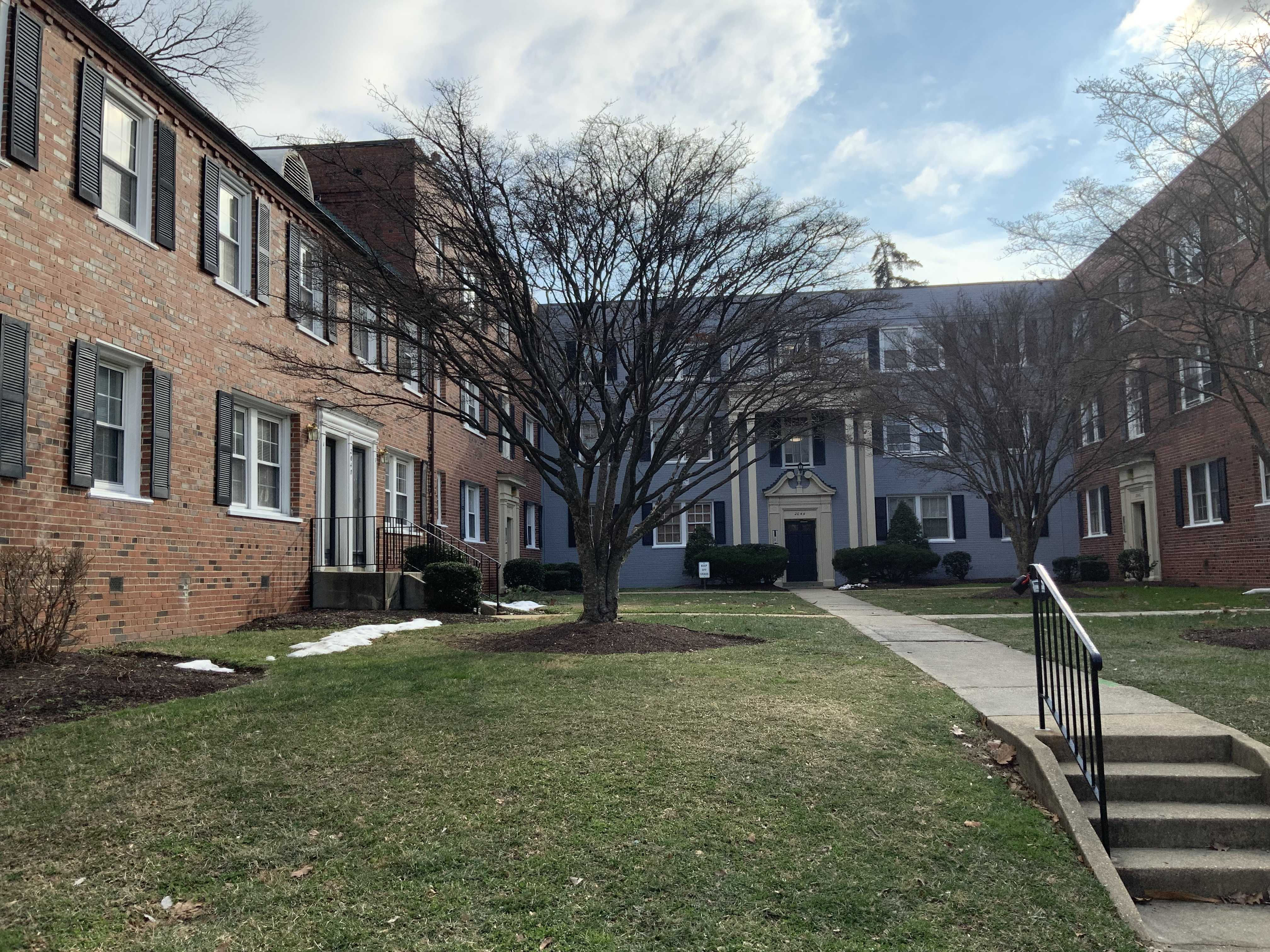 2042 Fort Davis Street Southeast, #302 Washington, DC, USA, 20020 - Thumbnail 5