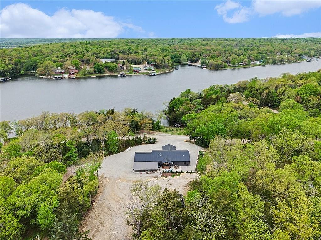 16 S Lakeview Rd Mapleton, KS 66754 - Thumbnail 5