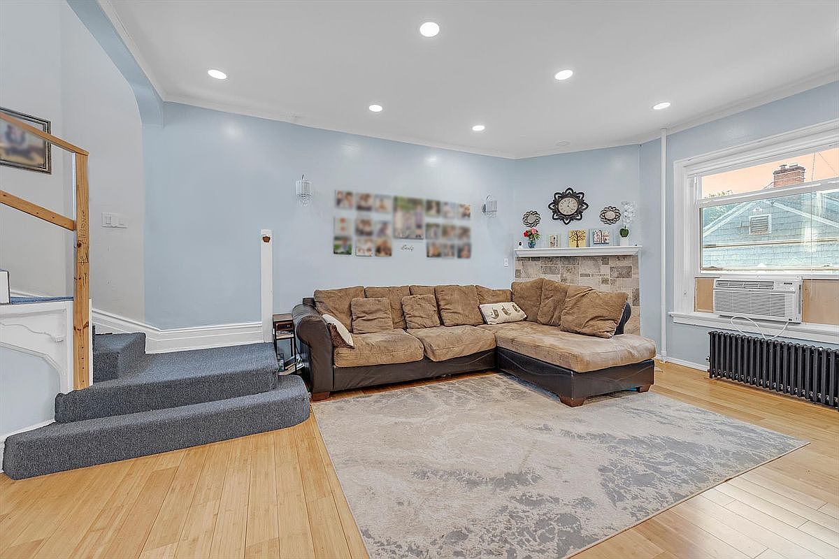 11-34 Bay 27 St Far Rockaway, NY 11691 - Thumbnail 5