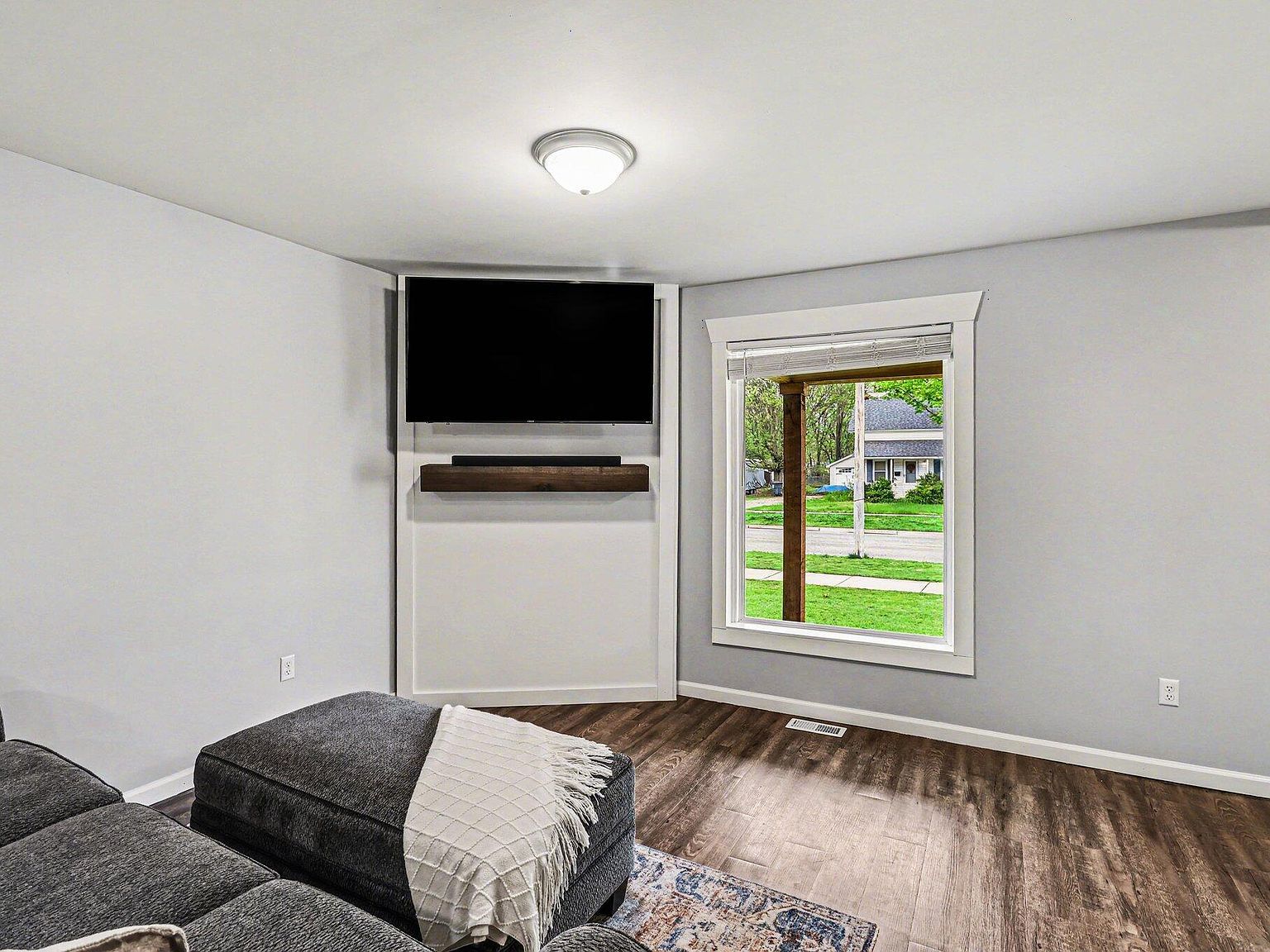 611 S Farmer St Otsego, MI 49078 - Thumbnail 5