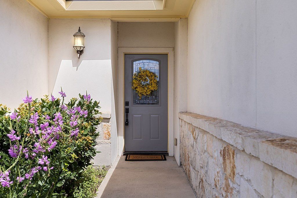 1904 Weston Loop Kerrville, TX 78028 - Thumbnail 5