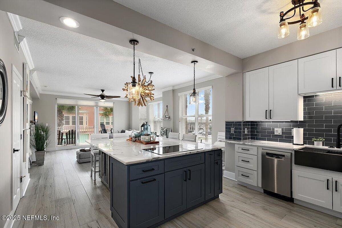 1126 1st St N Unit 205 Jacksonville Beach, FL 32250 - Thumbnail 5