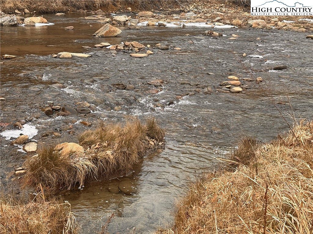 13 Water Sound Dr Elk Park, NC 28622 - Thumbnail 5