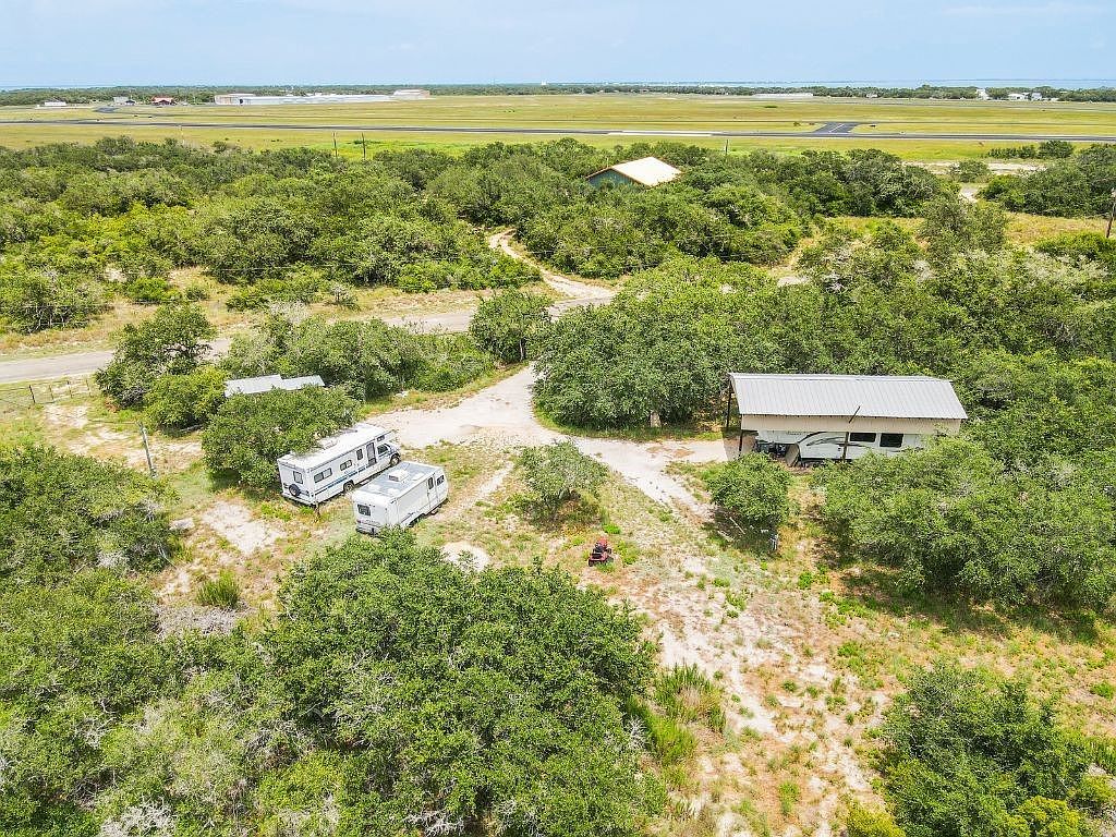 120 Wishert Rd Rockport, TX 78382 - Thumbnail 5