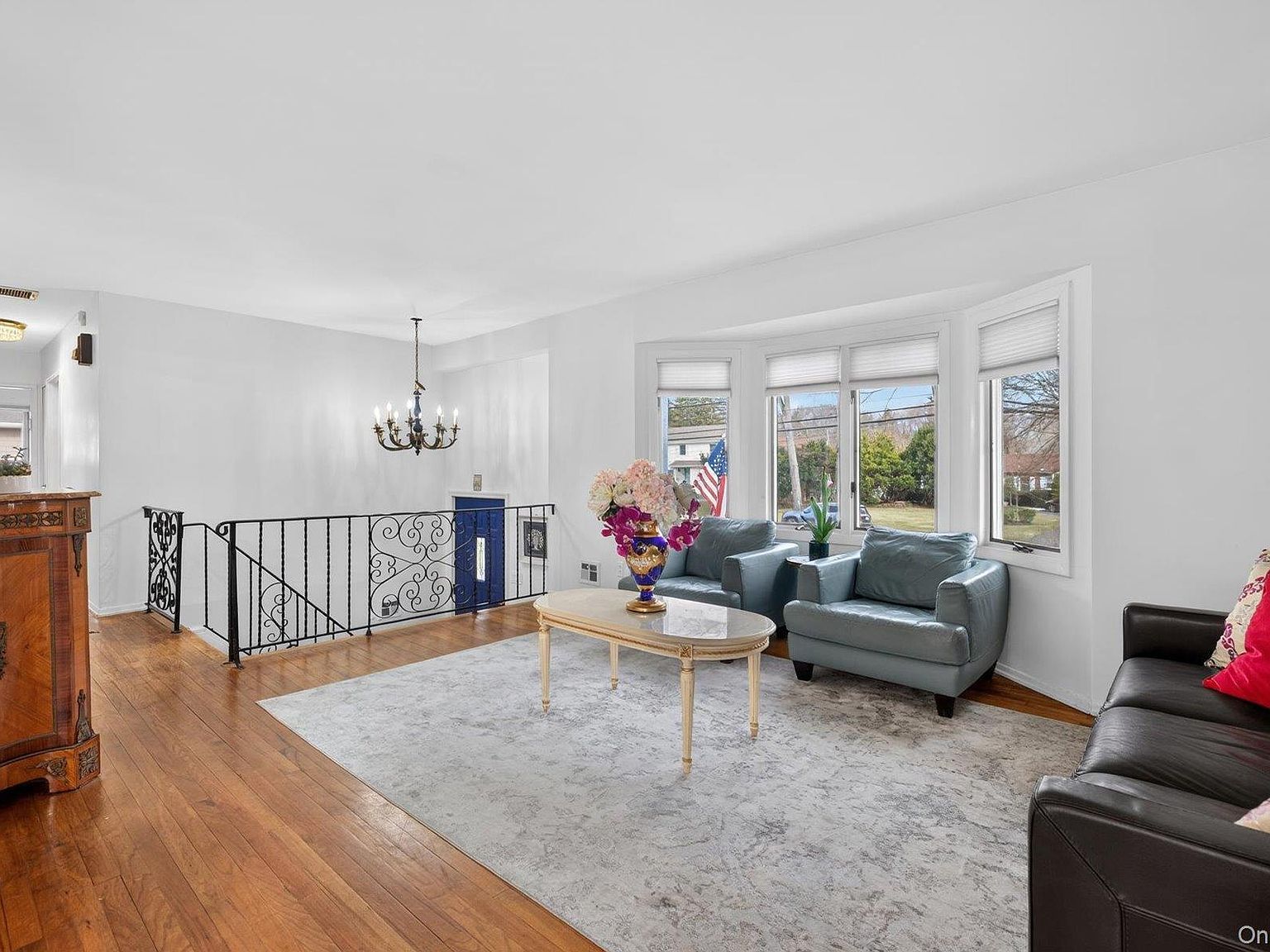 372 Clay Pitts Rd East Northport, NY 11731 - Thumbnail 5